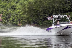 Axis wakeboard sport nautique T22